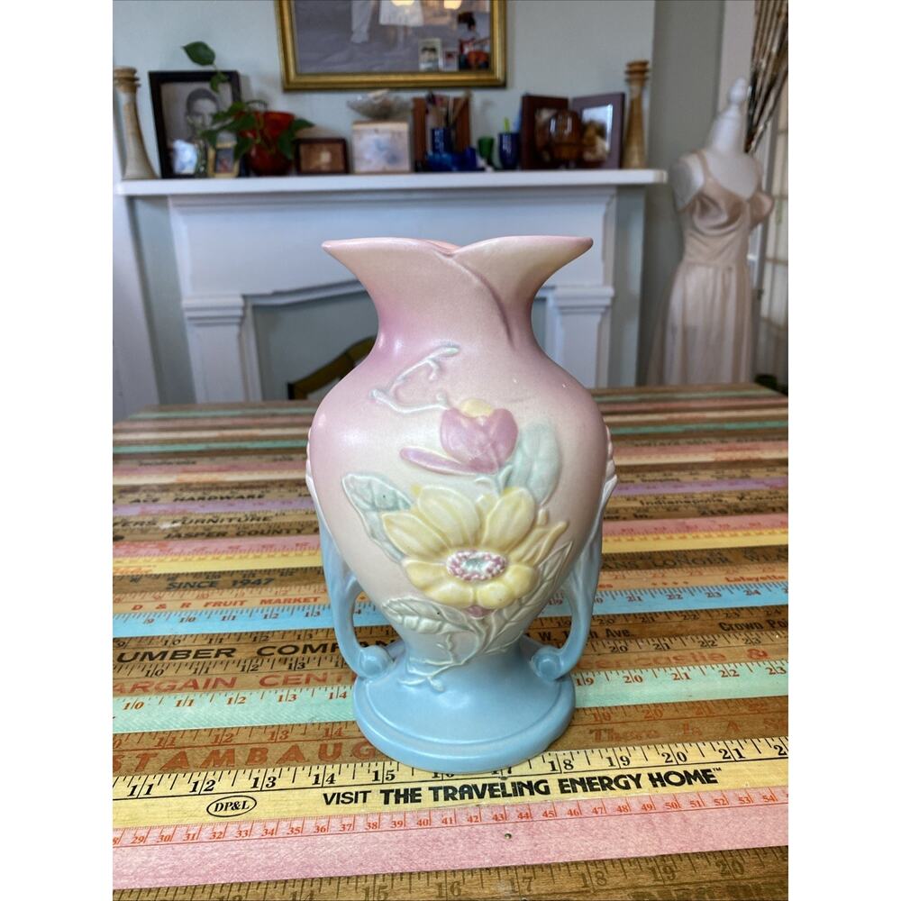 Vtg HULL ART POTTERY 8-1/2 MAGNOLIA Double Handle VASE NUMBER 2 Art Deco Nouveau